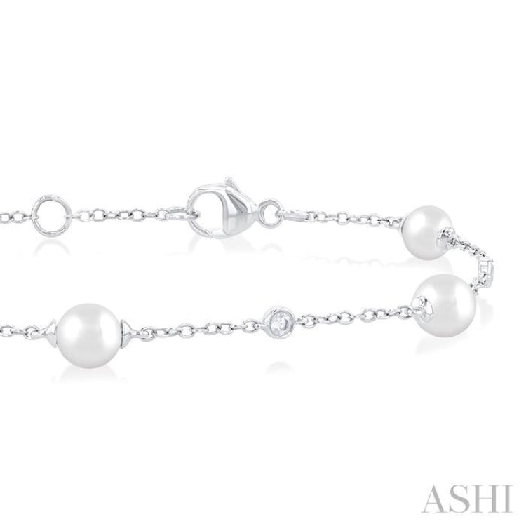 5 MM Round Shape Cultured Pearl and 1/6 Ctw Round Cut Diamond Fashion Station Bracelet in 14K White Gold