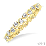 5/8 Ctw Curvy Zig-Zag Round Cut Diamond Eternity Wedding Band in 14K Yellow Gold