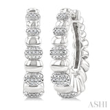 1/10 Ctw Bold Ribbed Round Cut Diamond Hoop Fashion Earrings in Sterling Silver
