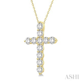 3/4 Ctw Round Cut Diamond Cross Pendant With Chain in 14K Yellow Gold