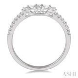 1/3 ctw Chevron Center Baguette and Round Cut Diamond Band in 14K White Gold