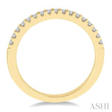 1/8 Ctw Round Cut Diamond Wedding Band in 14K Yellow Gold