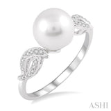 8x8 MM Round Cut Cultured Pearl and 1/20 Ctw Round Cut Diamond Ring in 14K White Gold