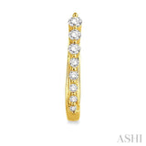 1/2 Ctw Journey Hoop Earrings in 14K Yellow Gold