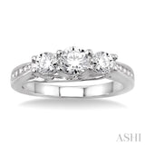 1/2 Ctw Diamond Engagement Ring with 1/4 Ct Round Cut Center Stone in 14K White Gold