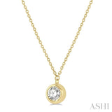 1/3 Ctw Round Cut Diamond Pendant With Chain in 14K yellow Gold