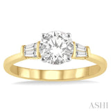 Round Shape Diamond Engagement Ring