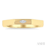 1/20 Ctw Marquise Cut Diamond Signet Ring in 14K Yellow Gold