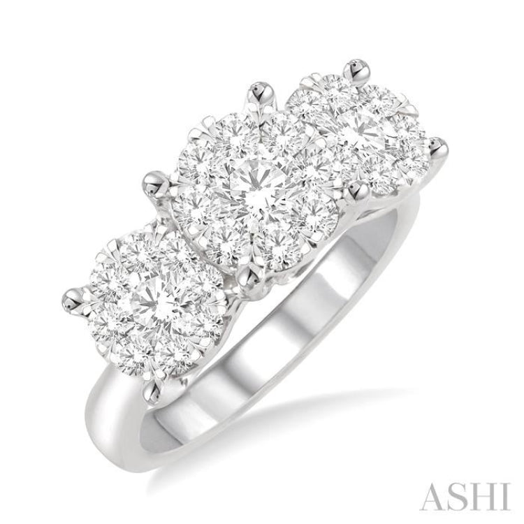 3 Stone Lovebright Essential Diamond Ring